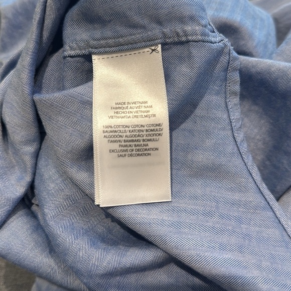 Ralph Lauren Casual Button Down Shirt. Men’s size XL.  Blue.  Light weight! - Picture 6 of 6